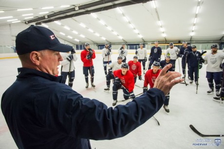 Felkészülési mérkőzést játszott a Hydro Fehérvár AV 19 jégkorongcsapata